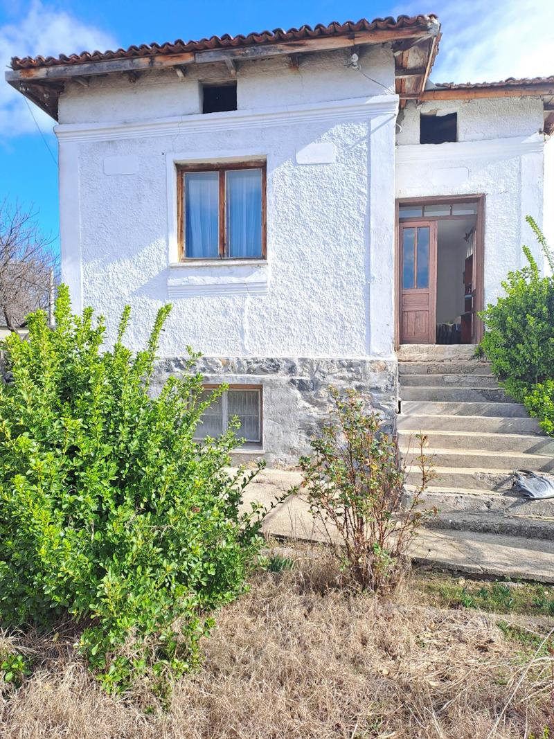 Продава 1-стаен област Пазарджик , с. Величково , център, 104 кв.м | 35571631 — Imoti.com Продава 1-стаен област Пазарджик , с. Величково , център, 104 кв.м | 35571631