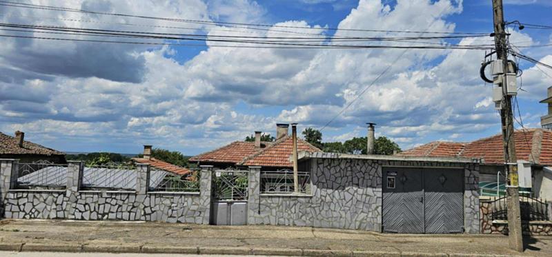 Продава Къща област Силистра , гр. Тутракан , 112 кв.м | 95379930 — Imoti.com Продава Къща област Силистра , гр. Тутракан , 112 кв.м | 95379930