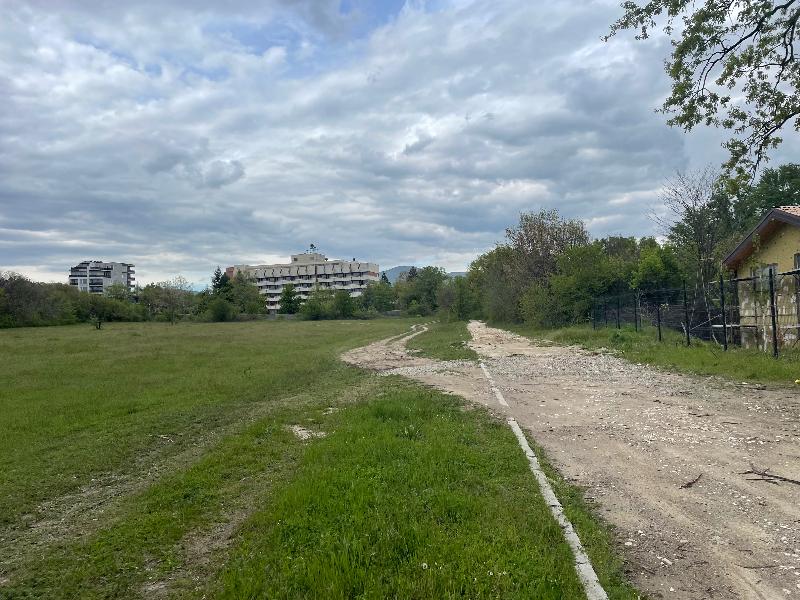Продава Парцел област Пловдив , гр. Хисаря , 860 кв.м | 97543154 — Imoti.com Продава Парцел област Пловдив , гр. Хисаря , 860 кв.м | 97543154