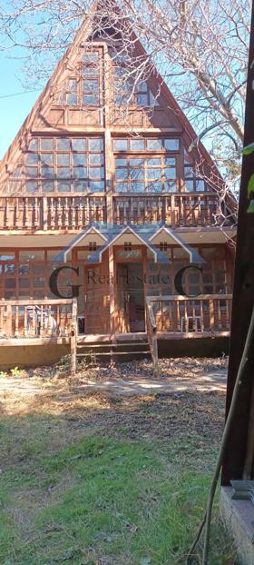 Продава Къща, с. Езерово