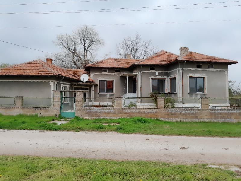 Продава Къща област Силистра , с. Секулово , 1234 кв.м | 76368768 — Imoti.com Продава Къща област Силистра , с. Секулово , 1234 кв.м | 76368768