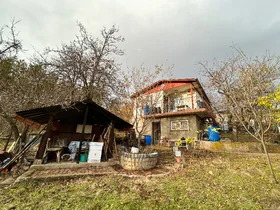 Продава Къща, с. Градец