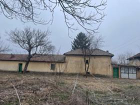 Продава Къща, с. Каменец