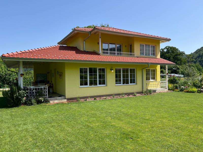 Продава Къща област Ловеч , с. Орешак , 266 кв.м | 83985579 — Imoti.com Продава Къща област Ловеч , с. Орешак , 266 кв.м | 83985579