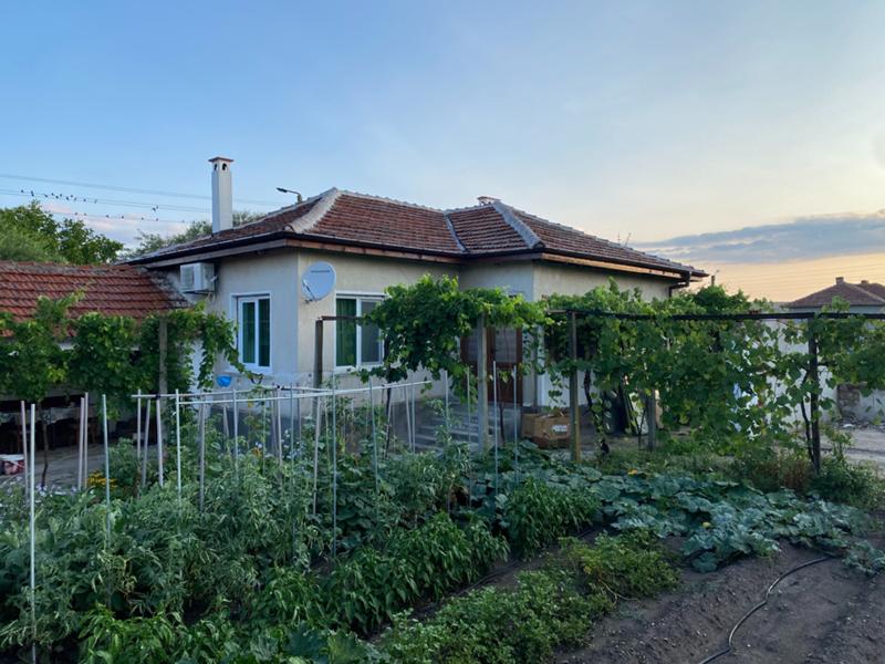 Продава Къща област Хасково , с. Иваново , 90 кв.м | 47172627 — Imoti.com Продава Къща област Хасково , с. Иваново , 90 кв.м | 47172627