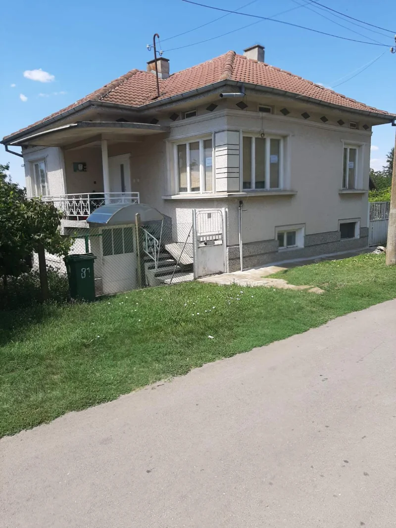 Продава Къща област Русе , с. Хотанца , 160 кв.м | 65941082 — Imoti.com Продава Къща област Русе , с. Хотанца , 160 кв.м | 65941082