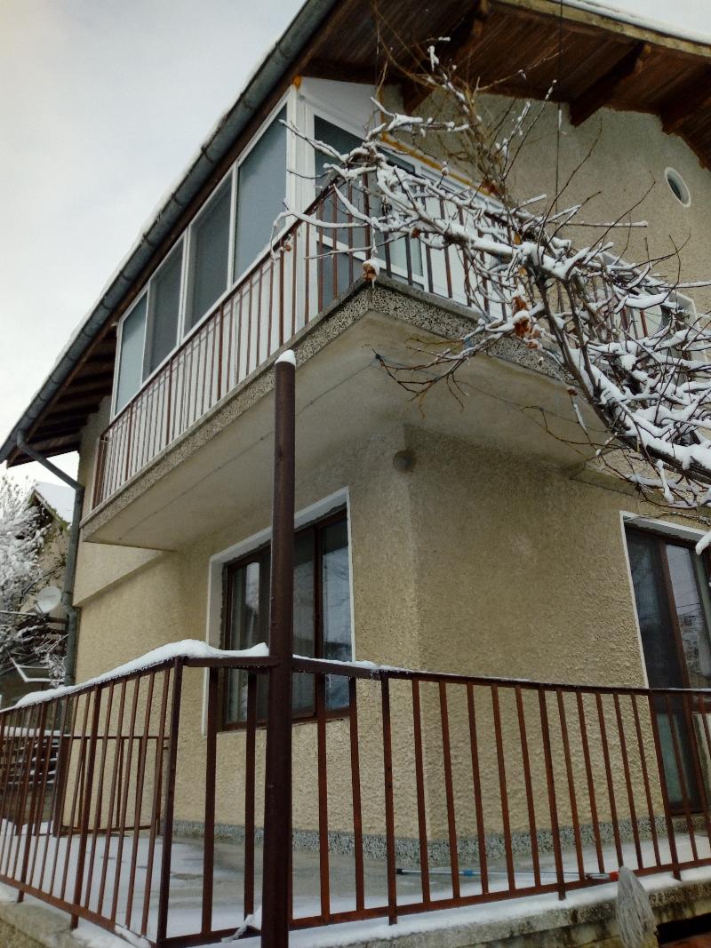 Продава Къща област София , с. Гълъбовци , 130 кв.м | 61271099 — Imoti.com Продава Къща област София , с. Гълъбовци , 130 кв.м | 61271099
