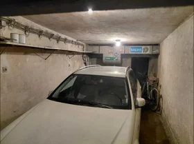 Продава Гараж, Паркомясто, град София