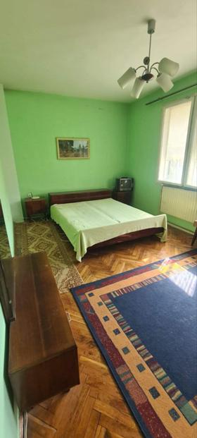 Продава 4-стаен, област Силистра