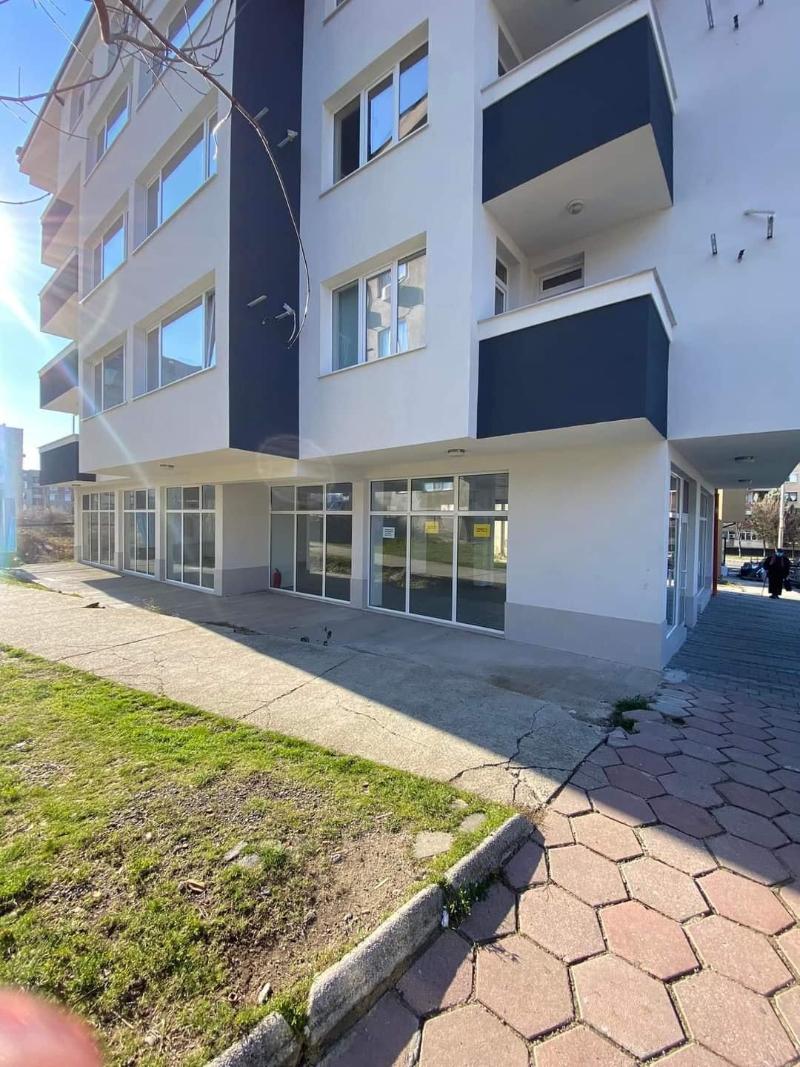Продава Магазин област Кърджали , гр. Момчилград , 350 кв.м | 67421910 — Imoti.com Продава Магазин област Кърджали , гр. Момчилград , 350 кв.м | 67421910