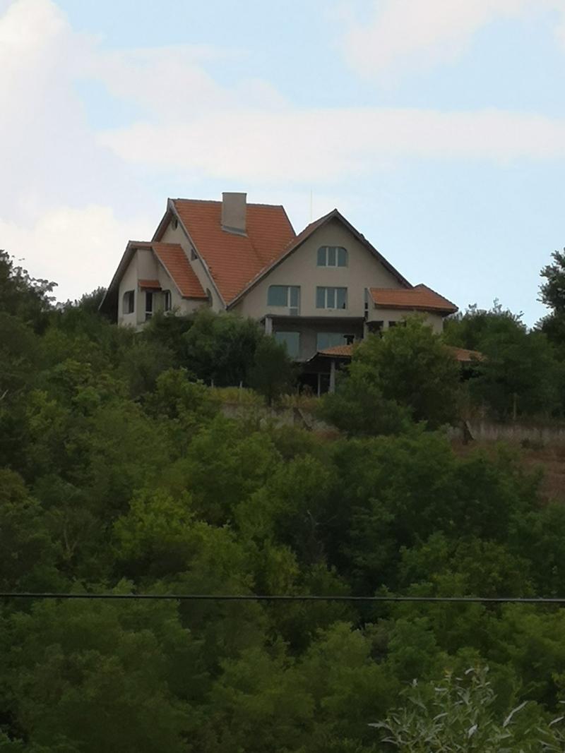 Продава Вила област Разград , с. Малък Поровец , 1050 кв.м | 26506918 — Imoti.com Продава Вила област Разград , с. Малък Поровец , 1050 кв.м | 26506918
