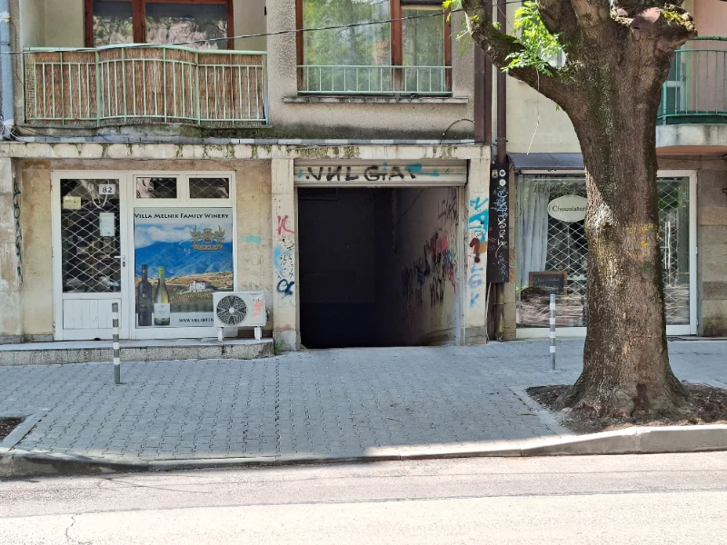 Дава под наем Гараж, Паркомясто град София , Оборище , 17 кв.м | 37755987 — Imoti.com Дава под наем Гараж, Паркомясто град София , Оборище , 17 кв.м | 37755987