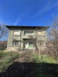 Продава  Къща област Видин , с. Гъмзово , 300 кв.м | 42725342