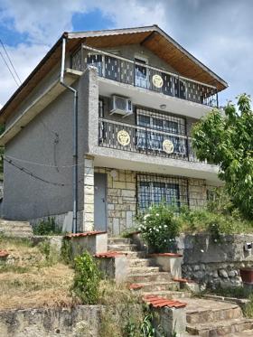 Продава  Къща, с. Батово