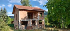 Продава  Къща, с. Лесковдол