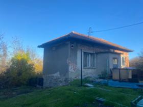 Продава  Къща, с. Поликраище