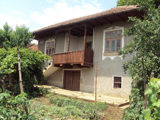 Продава  Многостаен област Велико Търново , с. Вишовград , 150 кв.м | 49171329