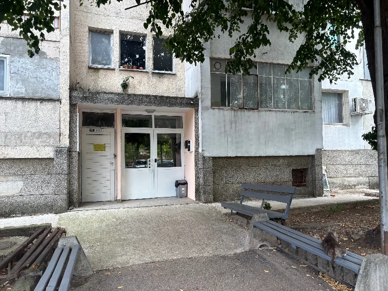 Продава  2-стаен град Монтана , Младост 2 , 62 кв.м | 99986045