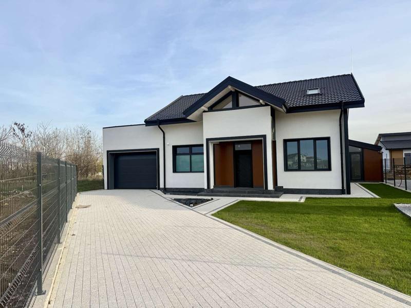 Продава  Къща област Пловдив , с. Радиново , 360 кв.м | 69023727