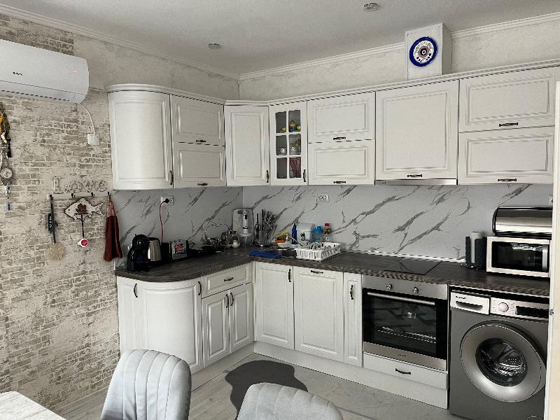 Продава  Етаж от къща град Плевен , Широк център , 104 кв.м | 59321433