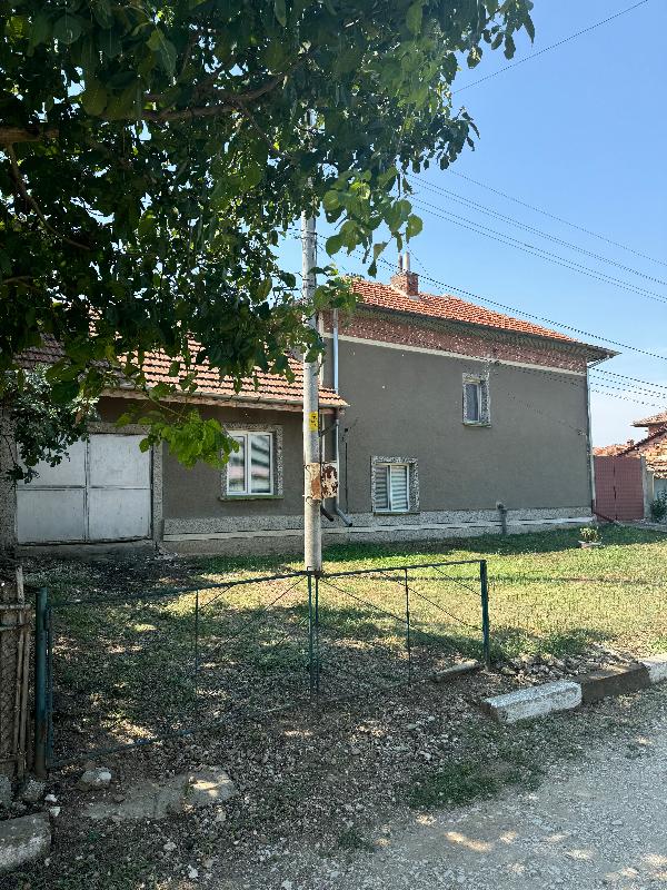 Продава  Къща област Плевен , с. Вълчитрън , 120 кв.м | 79831041