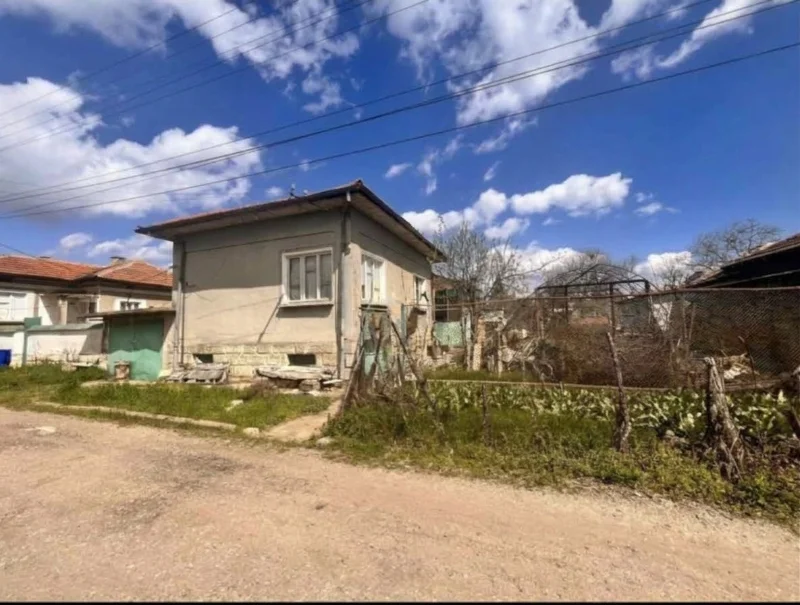 Продава  Къща област Русе , с. Иваново , 162 кв.м | 73665598