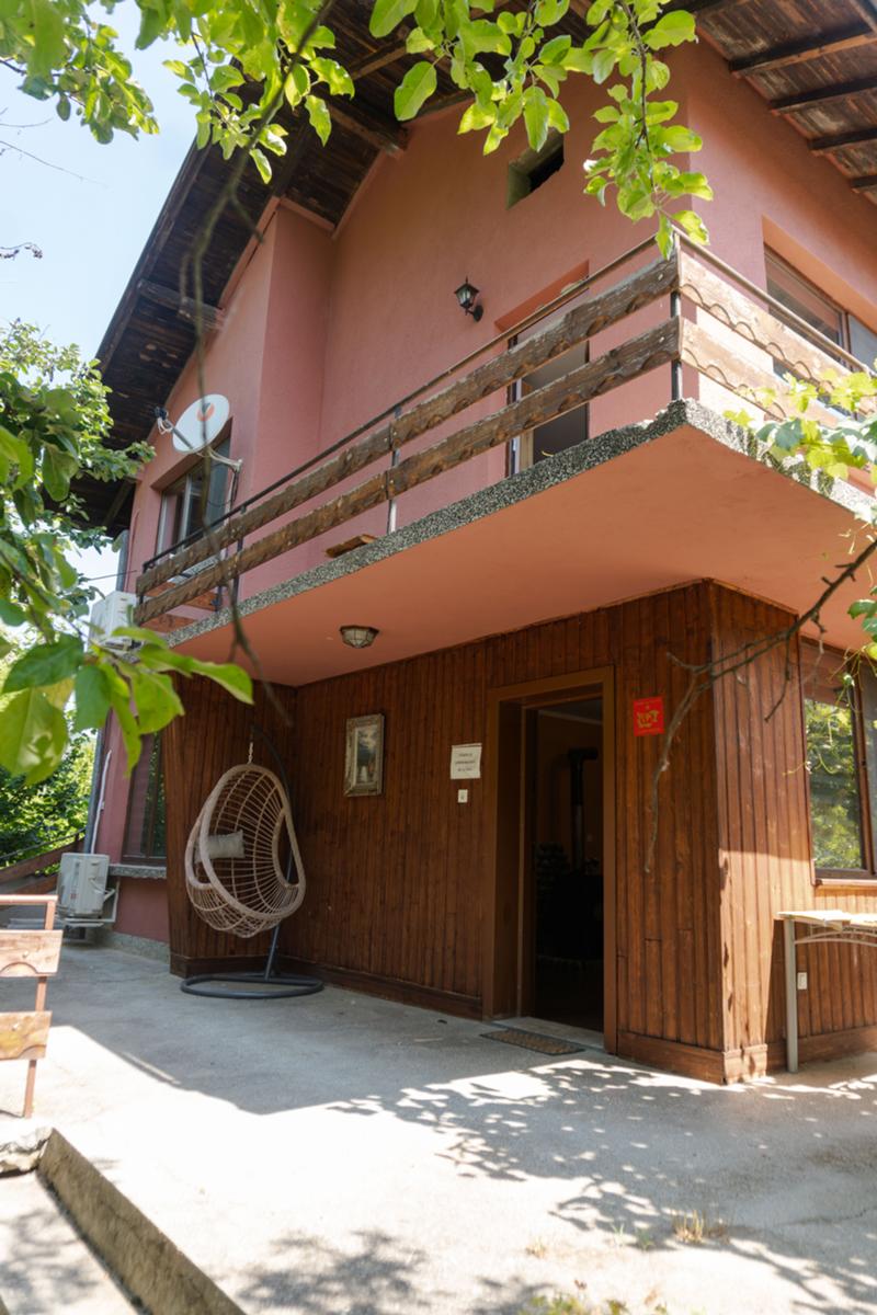 Продава  Къща област Ловеч , с. Рибарица , 200 кв.м | 10243787