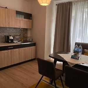 Дава под наем  2-стаен град Велико Търново , Център , 67 кв.м | 54293484