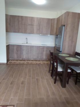 Дава под наем  2-стаен, град Пловдив