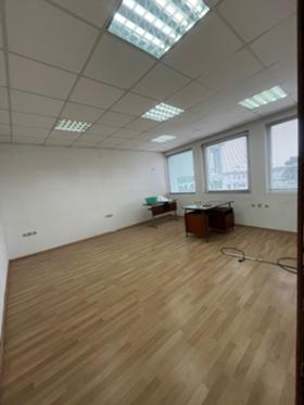 Дава под наем  Офис, град Велико Търново