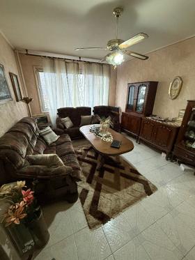 Дава под наем  2-стаен, град Плевен