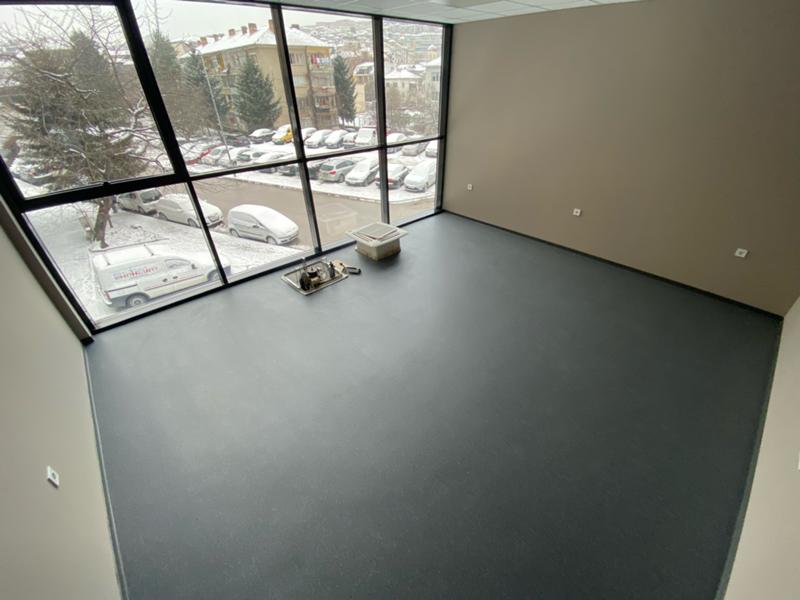 Дава под наем  Офис град Велико Търново , Център , 40 кв.м | 81530419